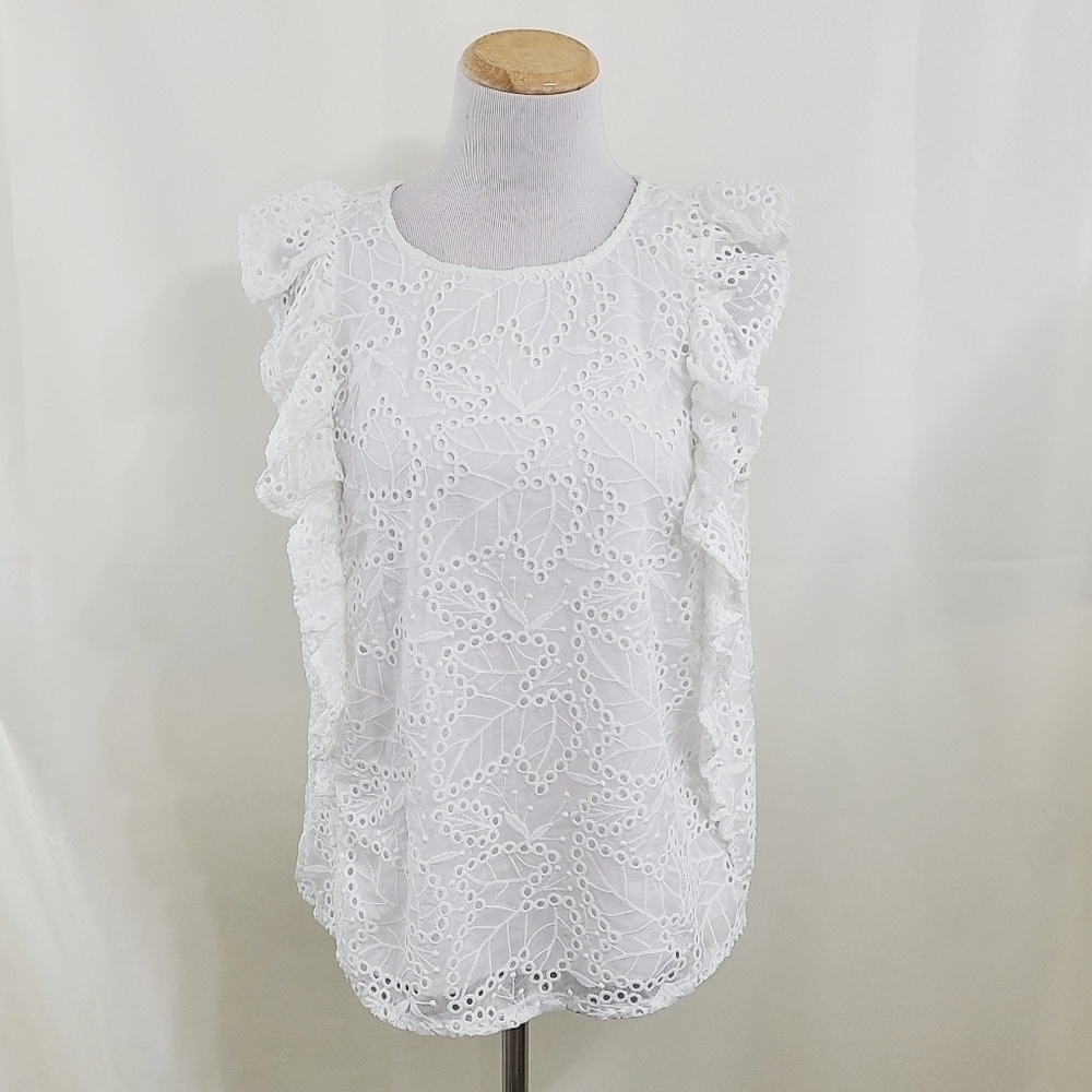 Dee Elly white broderie flutter sleeve blouse size medium